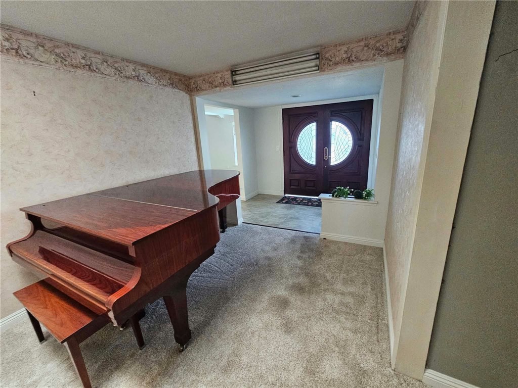 Bonus room, office area, or possible 5th bedroom - 3252 Orangewood, Rossmoor CA 90720 - photo 38