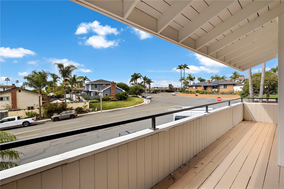 1004 Calle Toledo, San Clemente CA 92672 - photo 13
