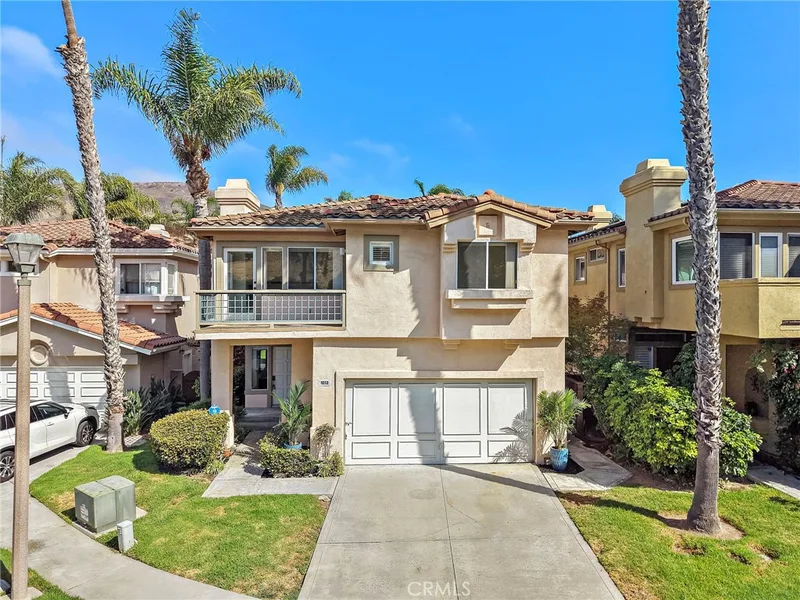 1012 Las Posas, San Clemente