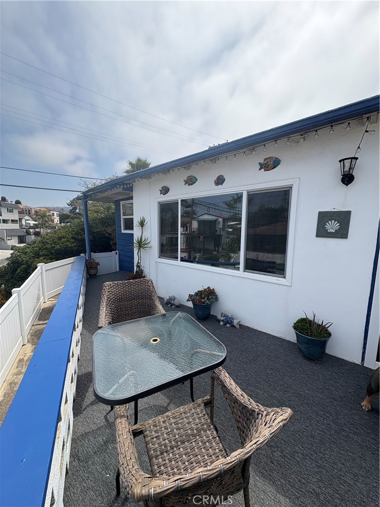Front view of patio and entrance. - 1016 Buena Vista, San Clemente CA 92672 - photo 1