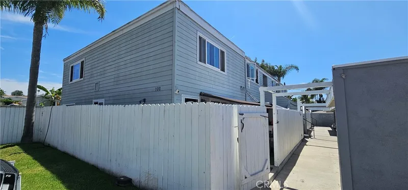 102 Avenida San Fernando 6, San Clemente