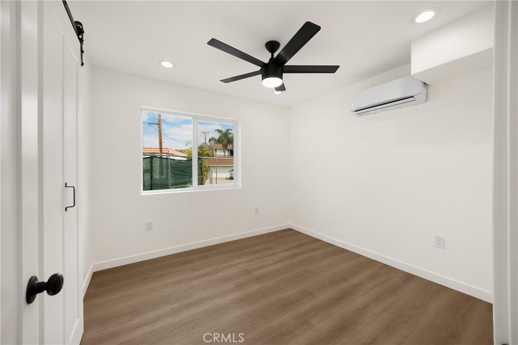 102 E Avenida San Gabriel, San Clemente CA 92672 - photo 18