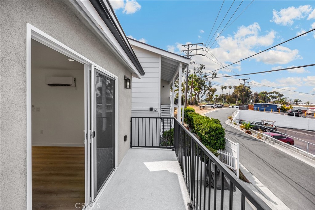 102 E Avenida San Gabriel, San Clemente CA 92672 - photo 24