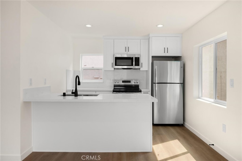 102 E Avenida San Gabriel, San Clemente CA 92672 - photo 26