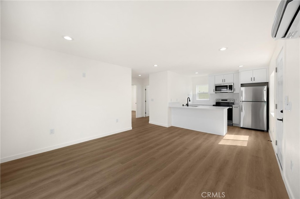 102 E Avenida San Gabriel, San Clemente CA 92672 - photo 30