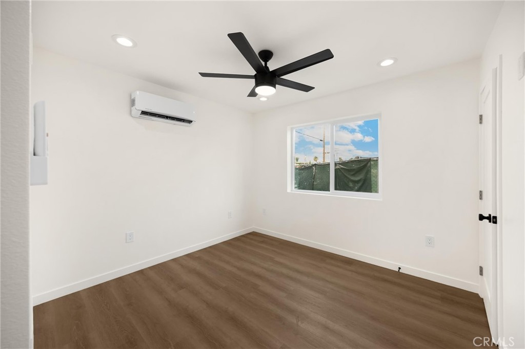 102 E Avenida San Gabriel, San Clemente CA 92672 - photo 34