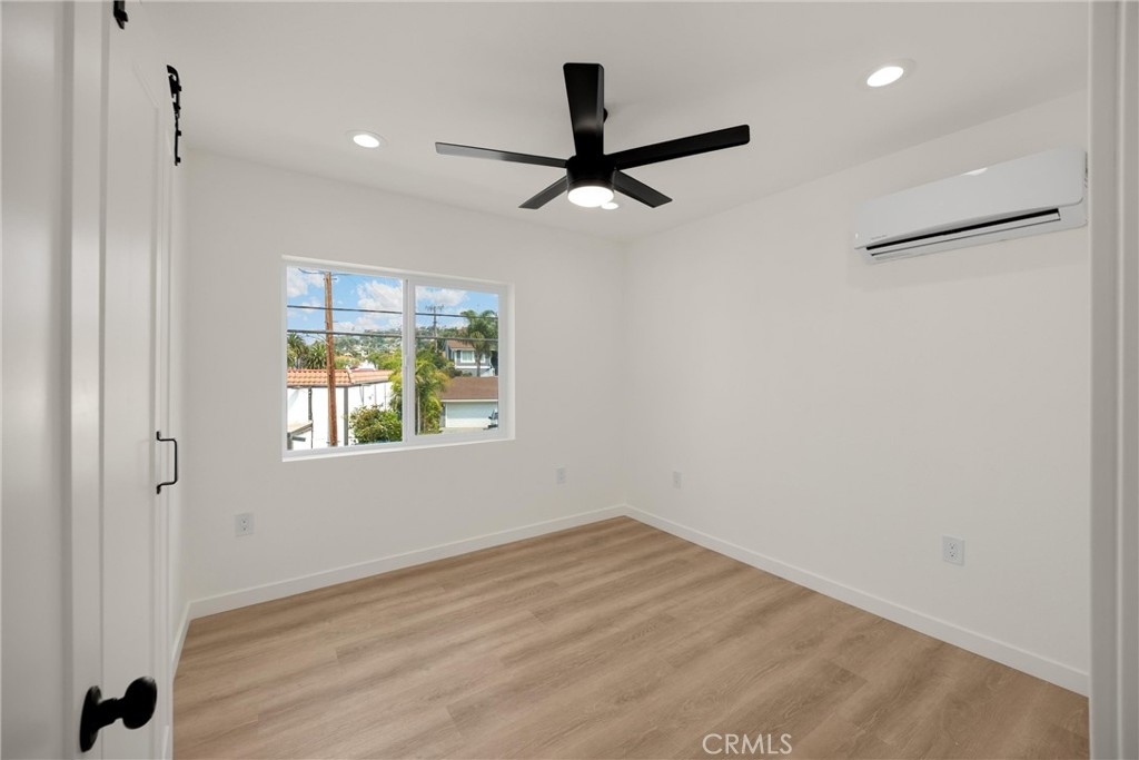 102 E Avenida San Gabriel, San Clemente CA 92672 - photo 40