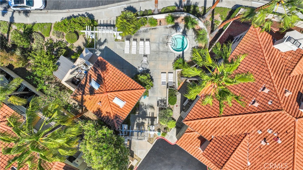 Drone photo of Vilamoura's HOA spa. - 1031 Via Presa, San Clemente CA 92672 - photo 35