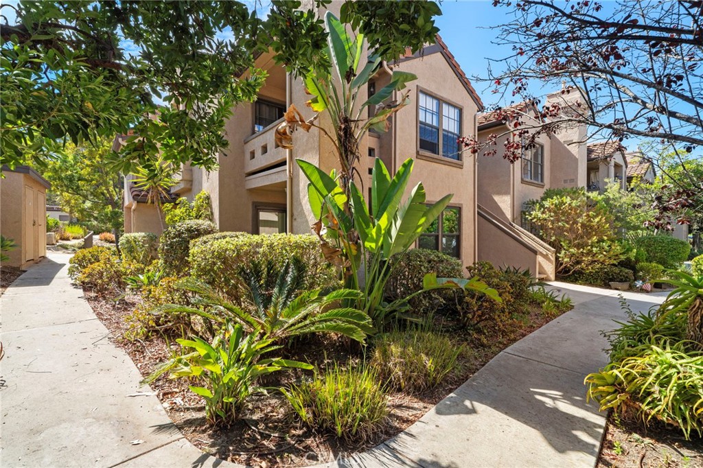 1046 Calle Del Cerro 420, San Clemente CA 92672 - photo 2