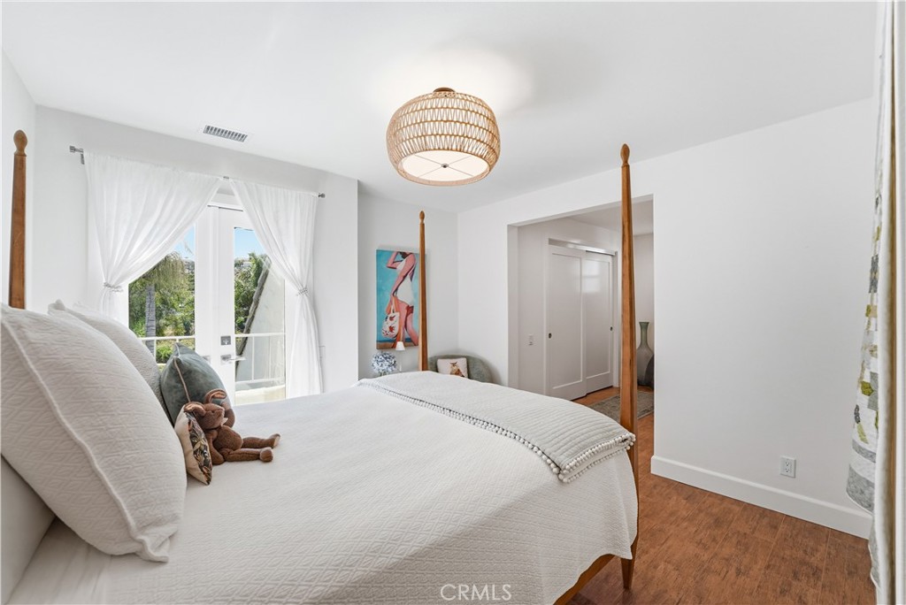 Queen Bedroom on Upstairs Level w/own golf course & Hill View balcony - 106 Avenida Mesita, San Clemente CA 92673 - photo 24