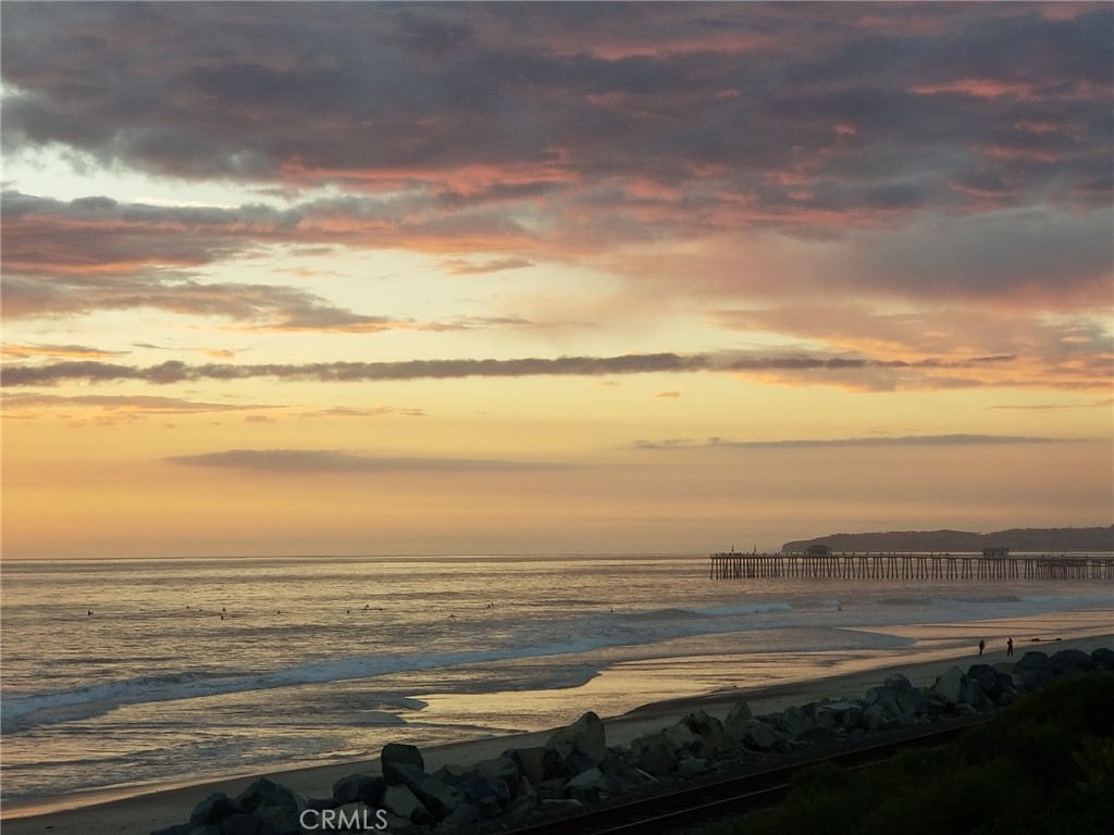 Sunsets on San Clemente's beaches,trails, and pier just 5-15 minute drive away. - 106 Avenida Mesita, San Clemente CA 92673 - photo 33