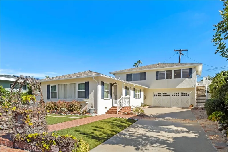 1106 El Prado, San Clemente, CA 92672