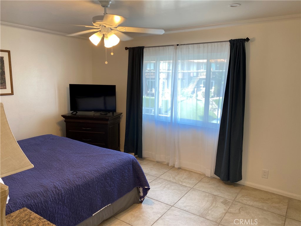 Primary Bedroom with private bathroom w/shower faces street. - 1107 Buena Vista, San Clemente CA 92672 - photo 14