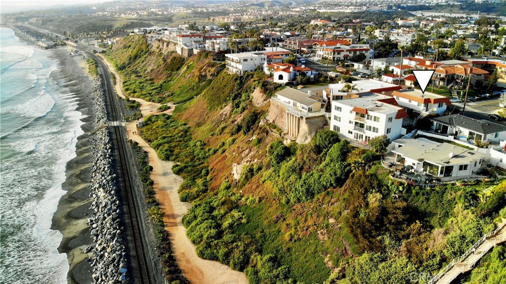 Arrow points to the unit. - 1107 Buena Vista, San Clemente CA 92672 - photo 18