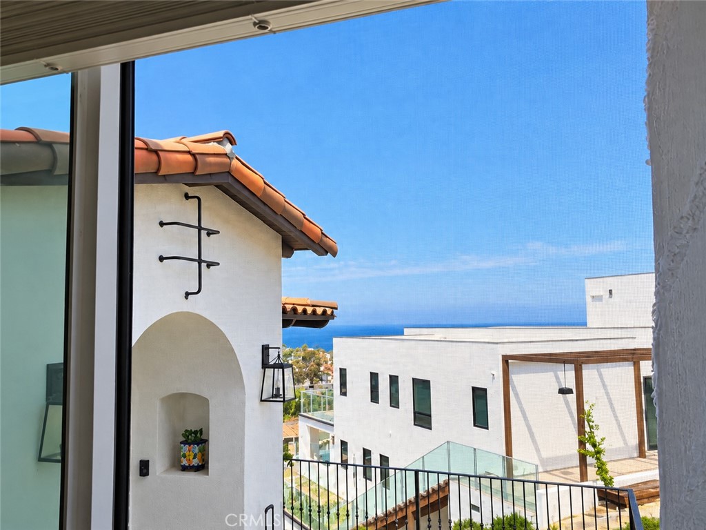 111 Avenida Patero De Oro B, San Clemente CA 92672 - photo 2