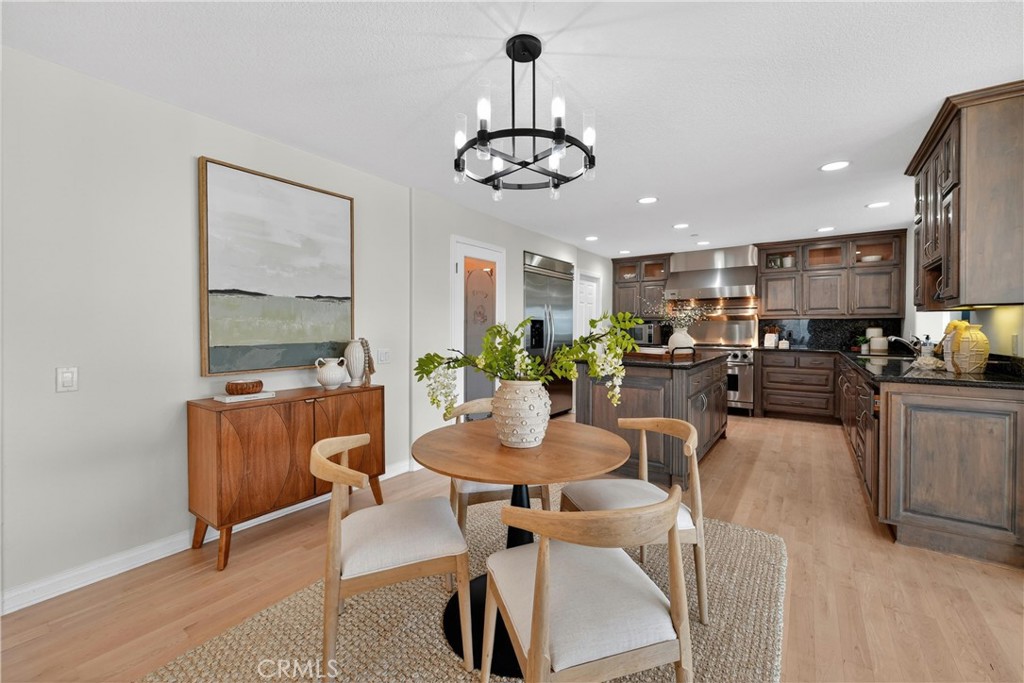 Kitchen with informal dining - 111 Revuelta Court, San Clemente CA 92672 - photo 10