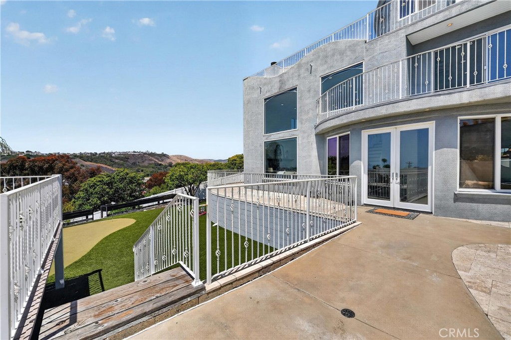 Let's play mini golf! - 111 Revuelta Court, San Clemente CA 92672 - photo 29