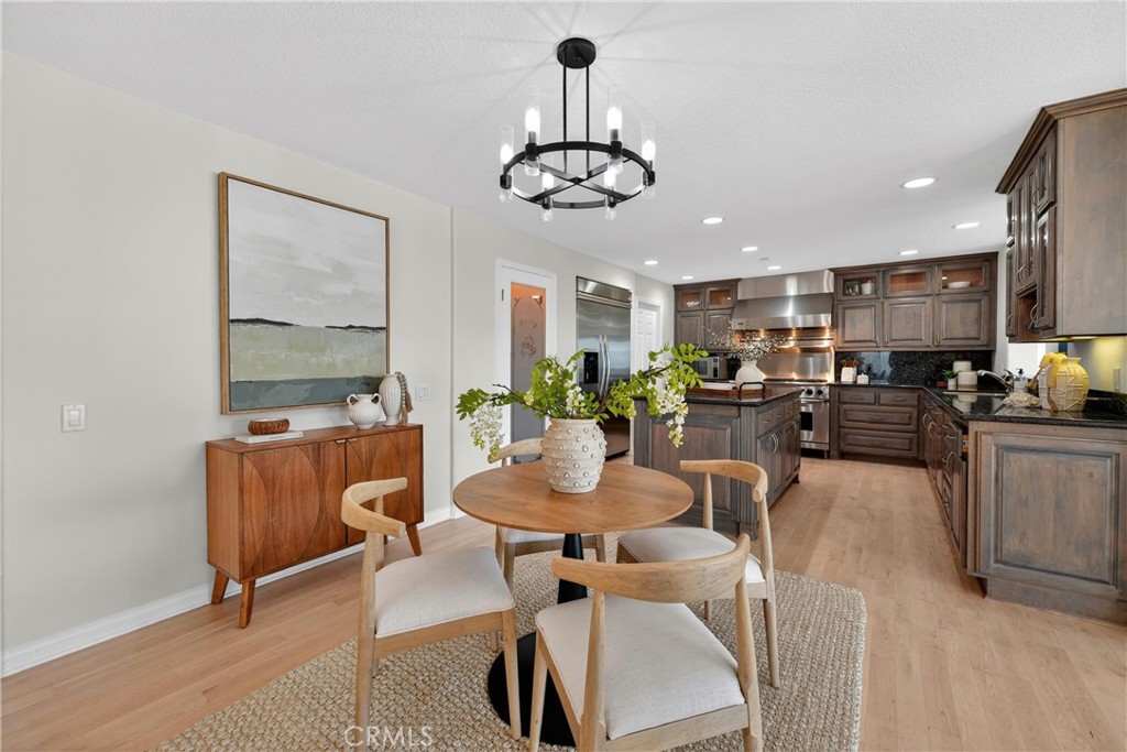 Kitchen with informal dining - 111 Revuelta Court, San Clemente CA 92672 - photo 10