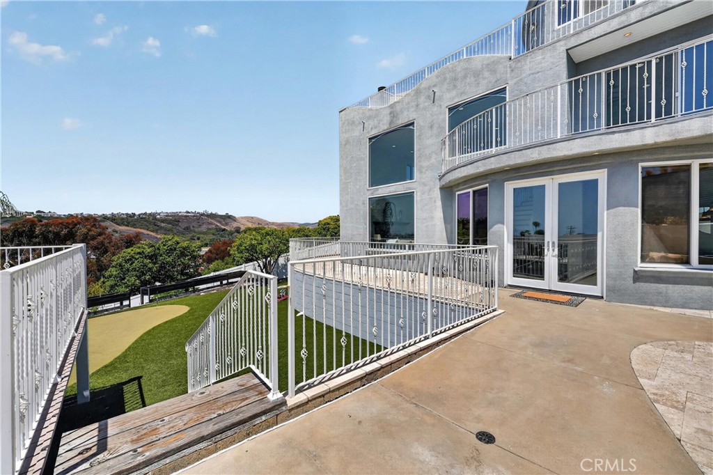 Let's play mini golf! - 111 Revuelta Court, San Clemente CA 92672 - photo 29