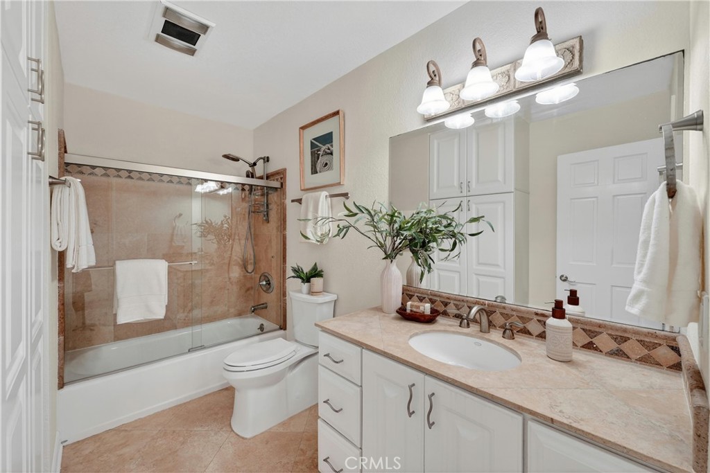 Full bath - 3rd floor - 111 Revuelta Court, San Clemente CA 92672 - photo 38