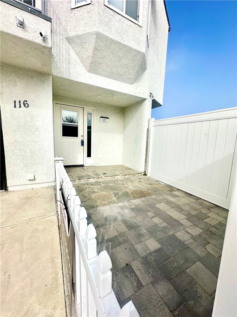 Front Door & Partially Enclosed Front Patio - 116 Avenida Calafia 101, San Clemente CA 92672 - photo 1