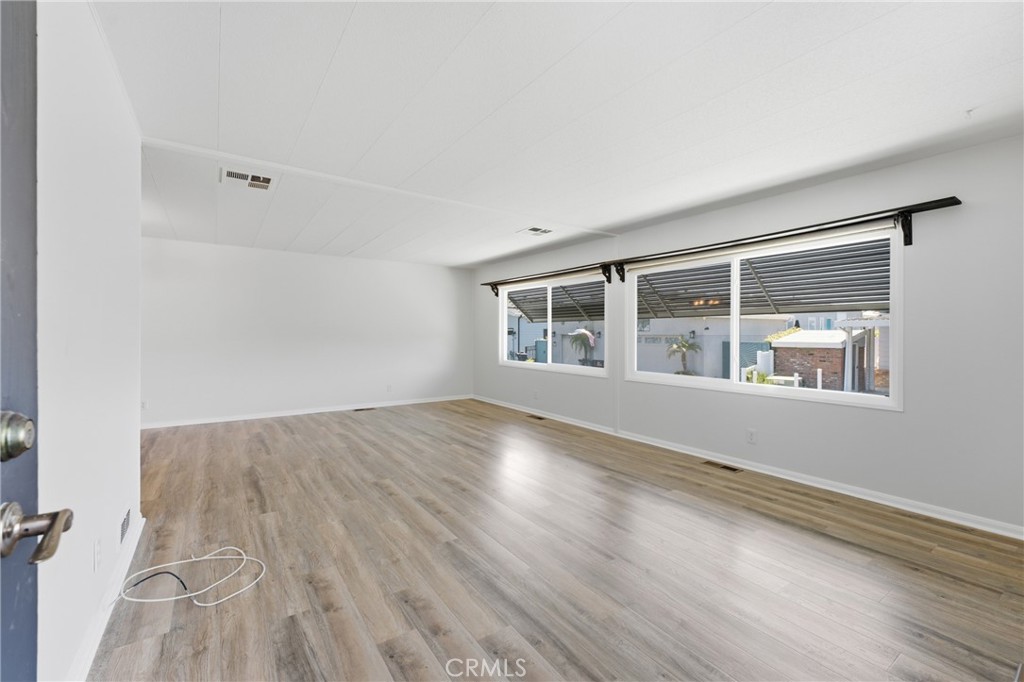 116 Mira Adelante, San Clemente CA 92673 - photo 17