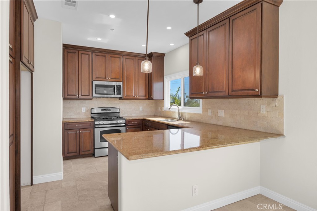117 Avenida Pelayo, San Clemente CA 92672 - photo 23