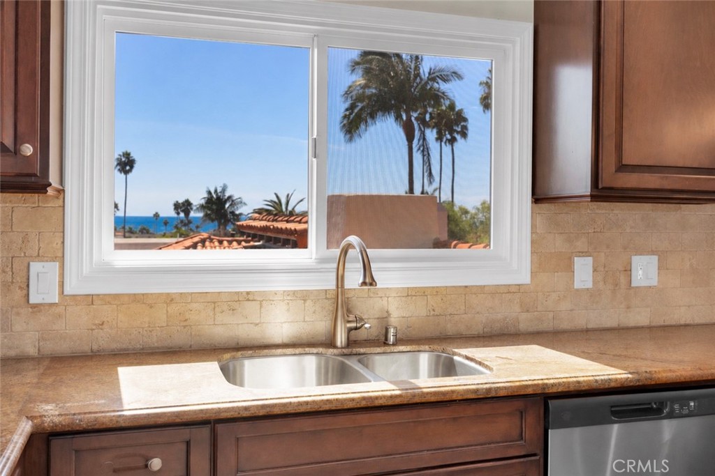 117 Avenida Pelayo, San Clemente CA 92672 - photo 28