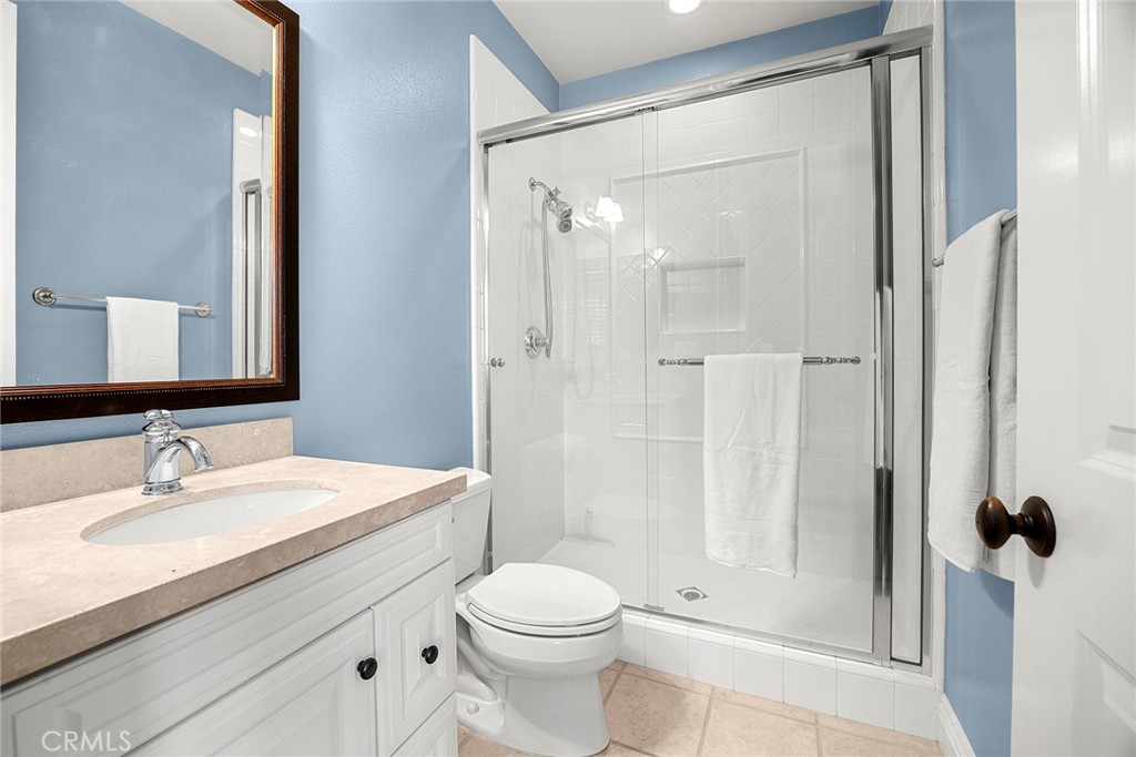 Guest Suite Bathroom - 12 Calle Altea, San Clemente CA 92673 - photo 37