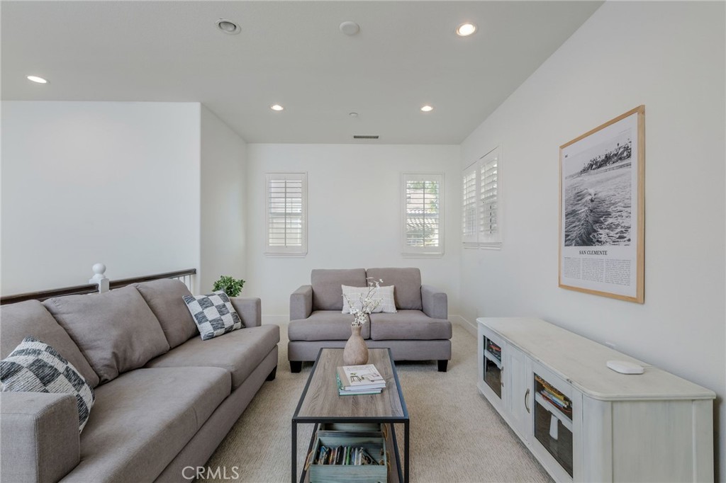 1204 Vista Jardin, San Clemente CA 92673 - photo 25