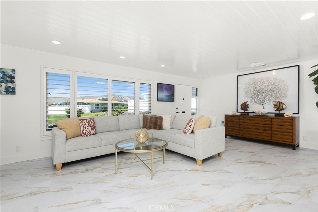 123 Monte Vista 12, San Clemente CA 92672 - photo 29