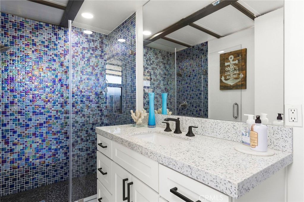 123 Monte Vista 12, San Clemente CA 92672 - photo 46