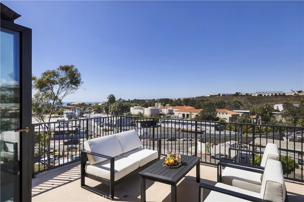 126 Calle Redondel, San Clemente CA 92672 - photo 28