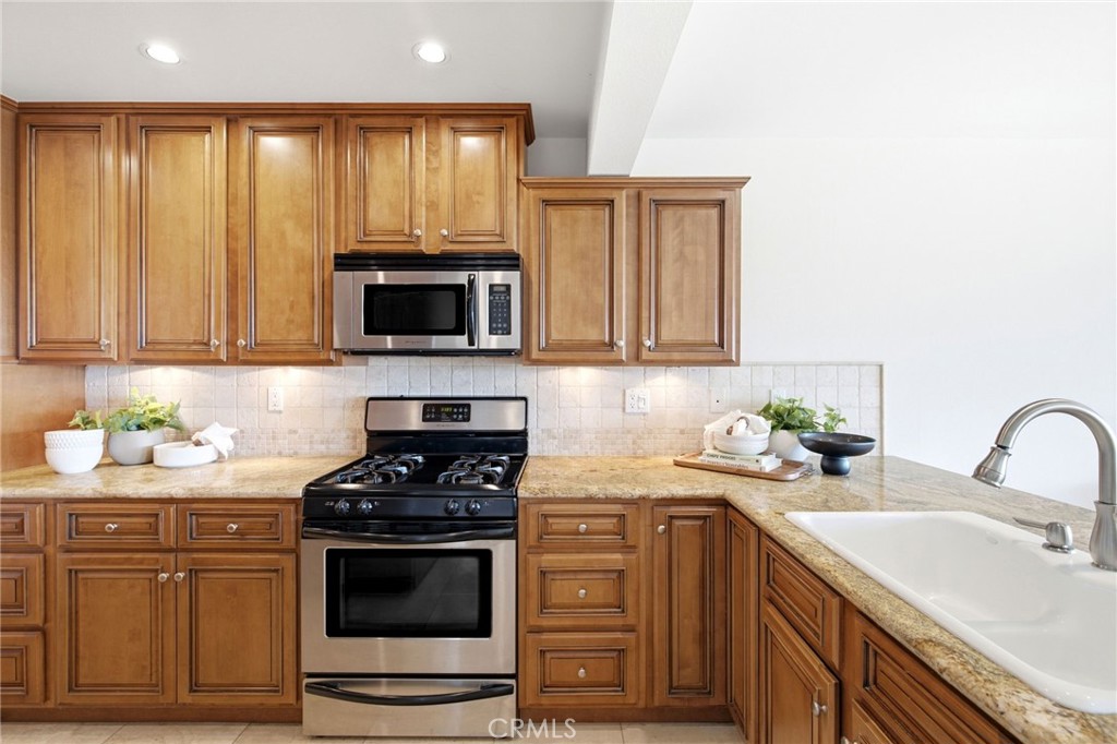 127 Avenida Adobe, San Clemente CA 92672 - photo 14