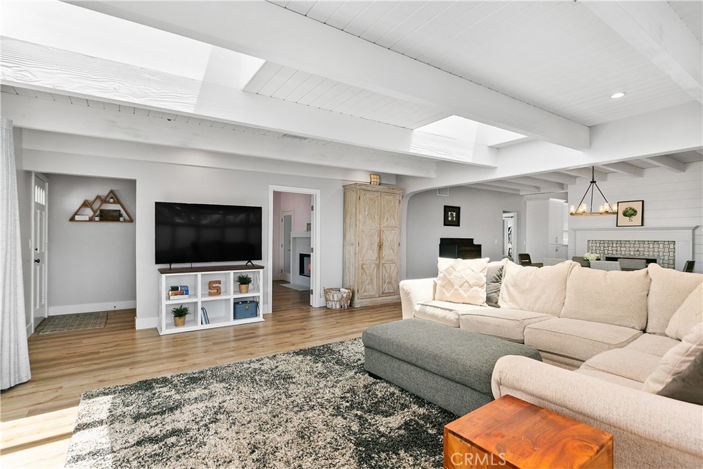 127 West Avenida De Los Lobos Marinos, San Clemente CA 92672 - photo 10
