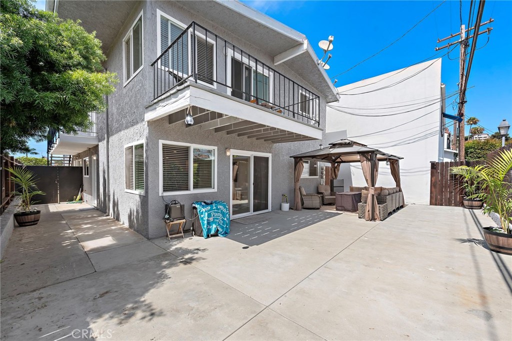 Unit 1 - 3bd/1.5ba - 129 Avenida Serra, San Clemente CA 92672 - photo 5