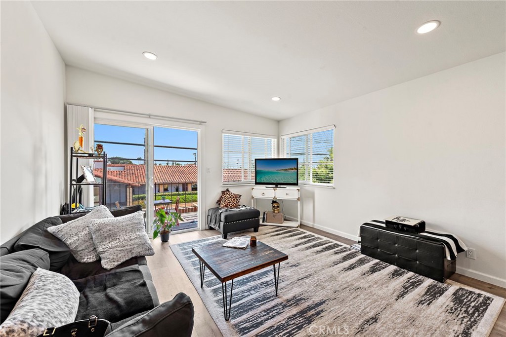 Unit 2 - 2bd/1ba - 129 Avenida Serra, San Clemente CA 92672 - photo 27
