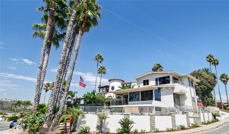 1310 N Avenida De La Estrella, San Clemente, CA 92672