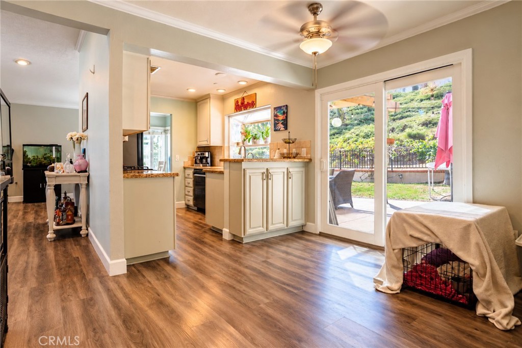 Kitchen - 1317 Altura, San Clemente CA 92673 - photo 32
