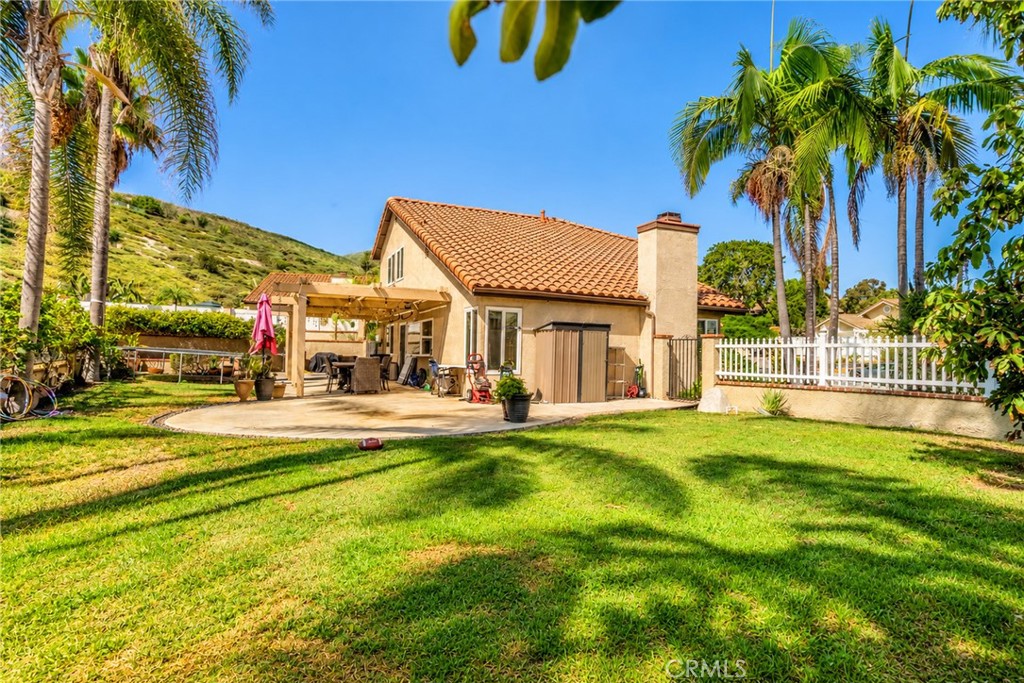 1317 Altura, San Clemente CA 92673 - photo 40