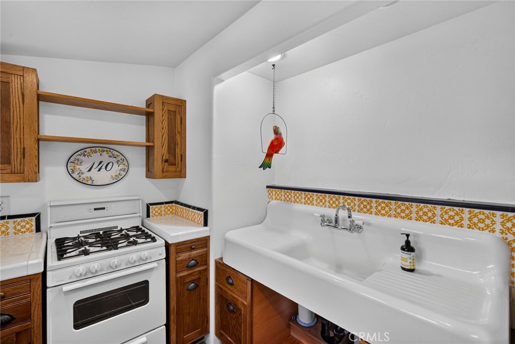 140 Avenida Miramar, San Clemente CA 92672 - photo 16