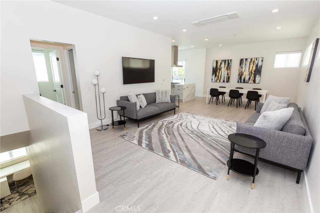 140 W Canada #B, San Clemente CA 92672 - photo 4