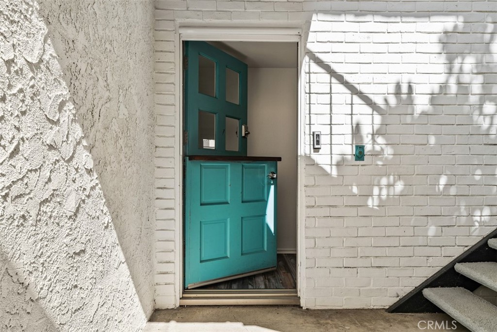 Dutch Door Entry - 1404 Buena Vista 1, San Clemente CA 92672 - photo 3