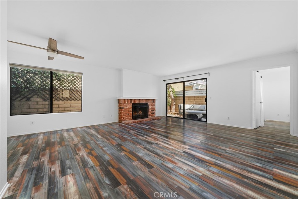 Living Room - 1404 Buena Vista 1, San Clemente CA 92672 - photo 5