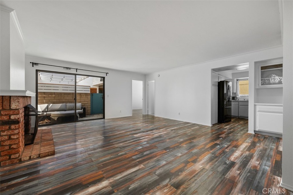 Living Room - 1404 Buena Vista 1, San Clemente CA 92672 - photo 6