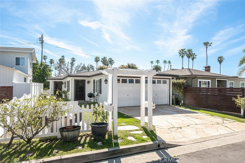 145 Avenida Pelayo, San Clemente CA 92672 - photo 1