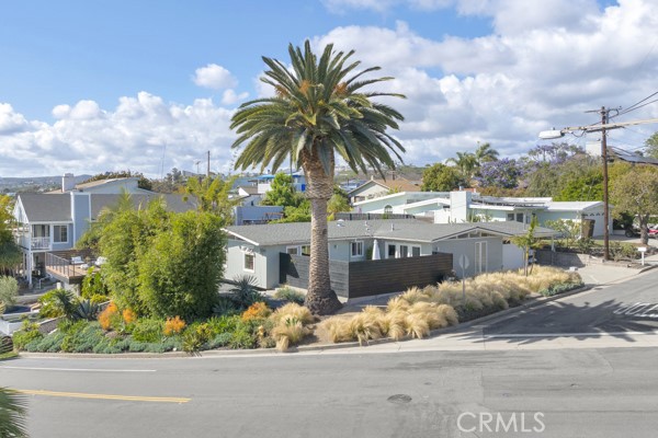 Prime location located west of the I-5 freeway. - 149 Avenida Sierra, San Clemente CA 92672 - photo 1