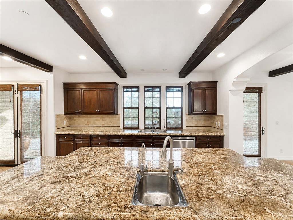 kitchen - 15 Corte Cabrito, San Clemente CA 92673 - photo 6