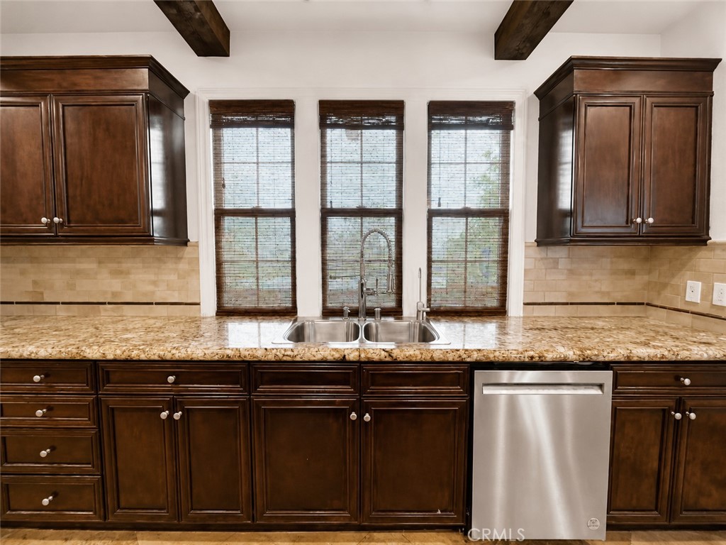 kitchen - 15 Corte Cabrito, San Clemente CA 92673 - photo 7