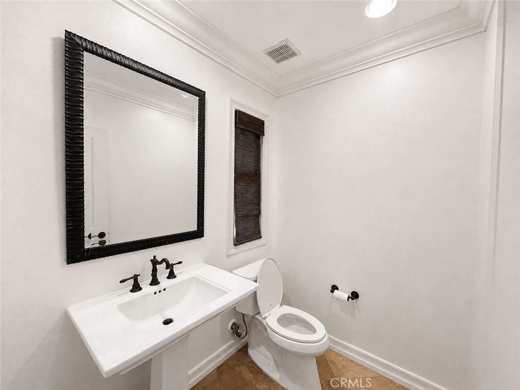 downstair half restroom - 15 Corte Cabrito, San Clemente CA 92673 - photo 24